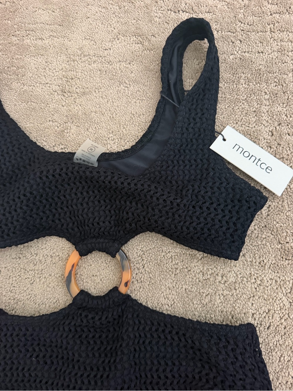 Montce One Piece - Picture 3 of 4